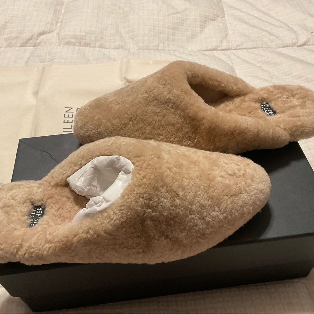 NEW Eileen Fisher Shearling Slippers